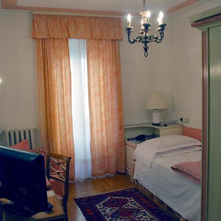 Hotel De La Poste Кортина-д'Ампеццо Экстерьер фото