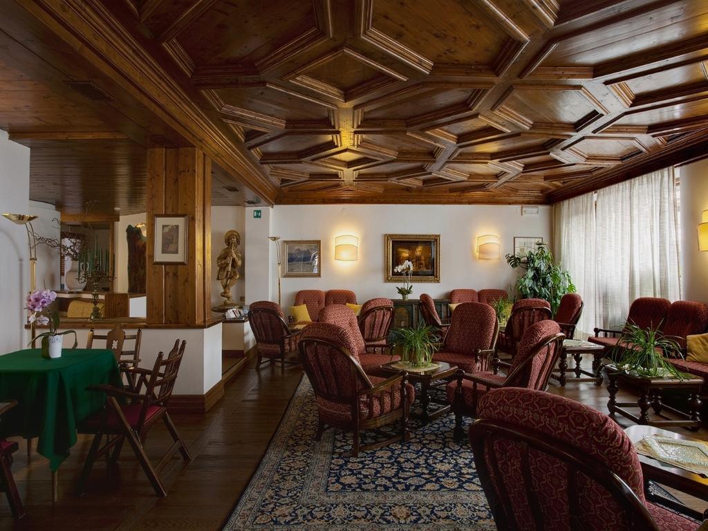 Hotel De La Poste Кортина-д'Ампеццо Экстерьер фото