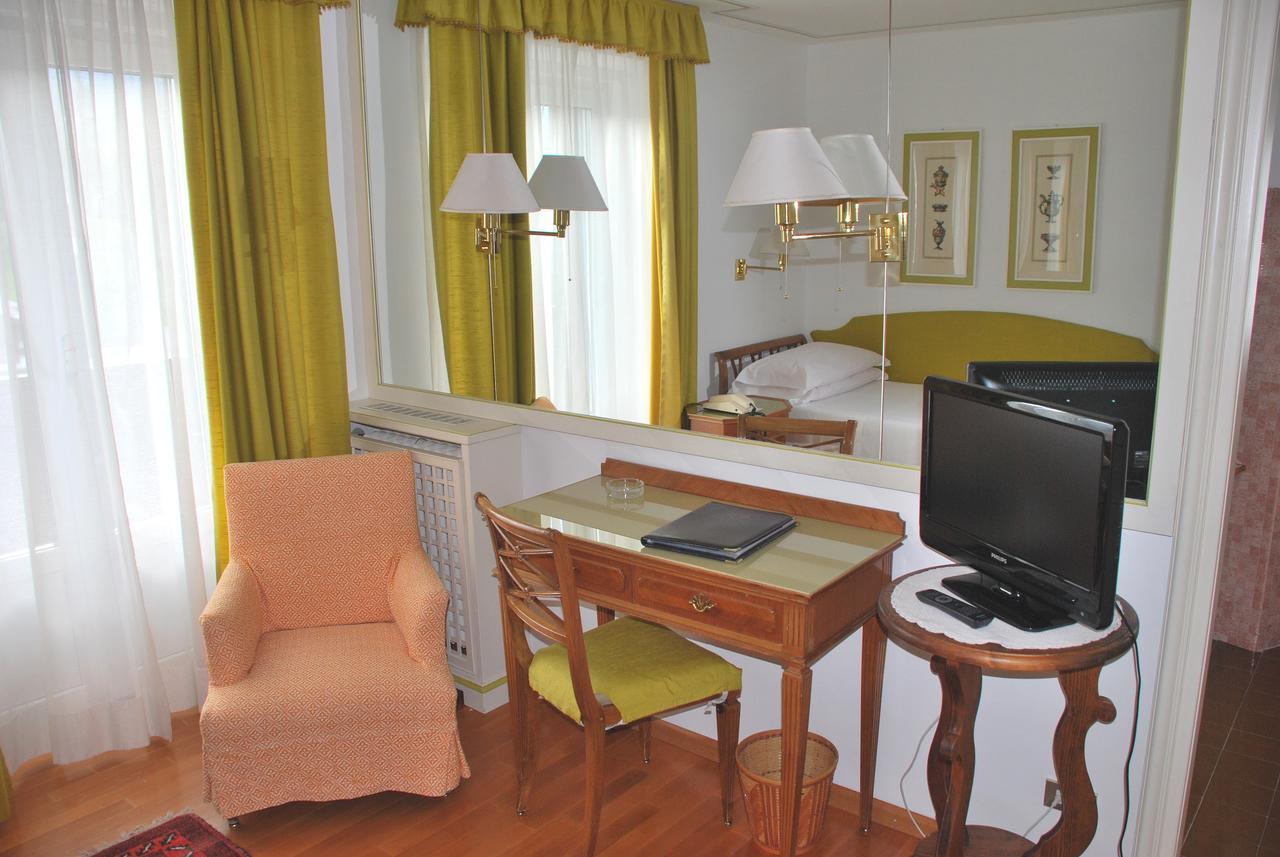 Hotel De La Poste Кортина-д'Ампеццо Экстерьер фото